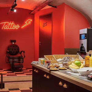 Ibis Styles Gare De L'est Magenta Paris