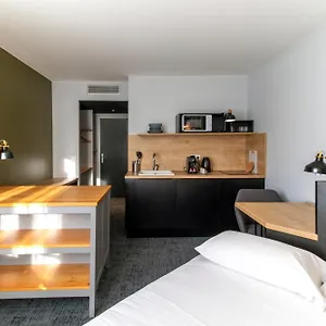 Le Parc 42 Saint-etienne Apartment